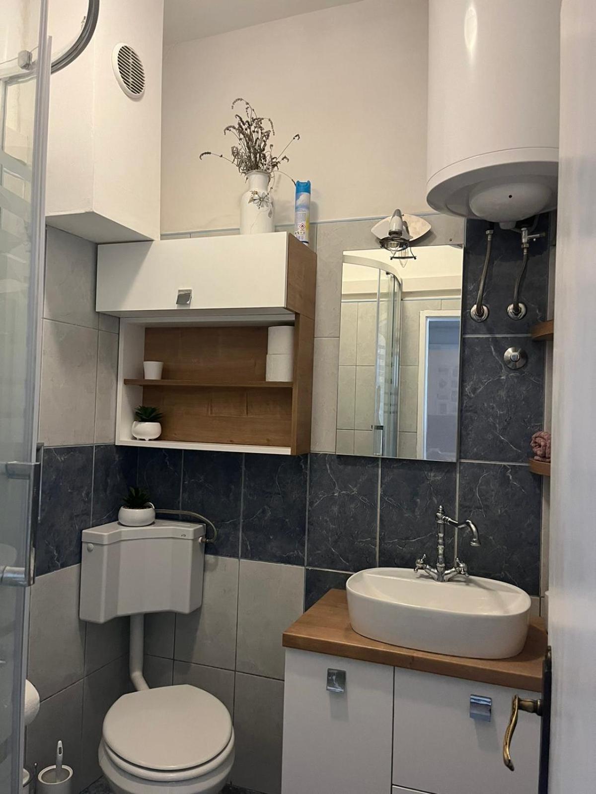 Apartment Arena Akvileja Pula Ngoại thất bức ảnh